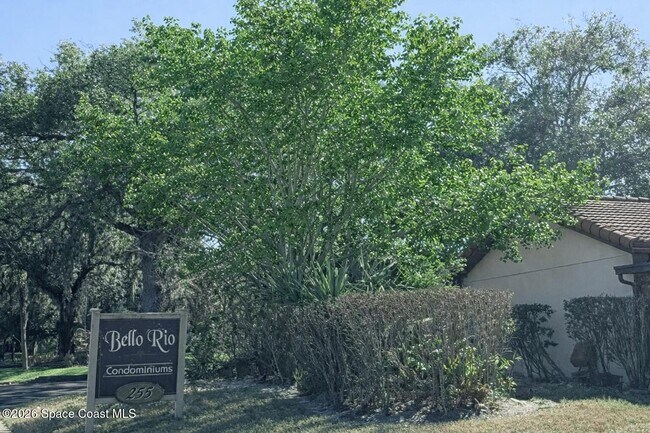 Building Photo - 255 S Tropical Trail