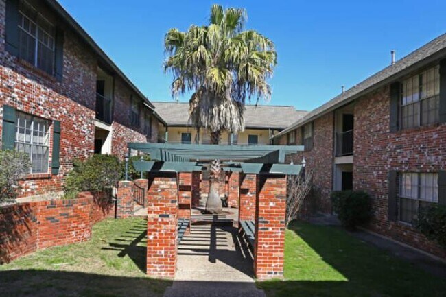 Building Photo - 1 bedroom in Austin TX 78752