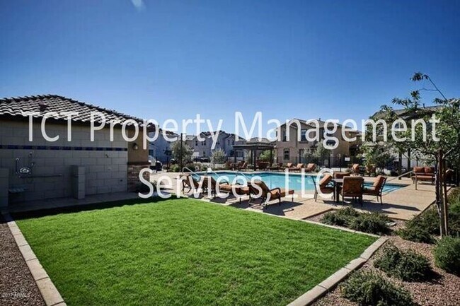 Building Photo - Beautiful Two-Story Chandler Home!