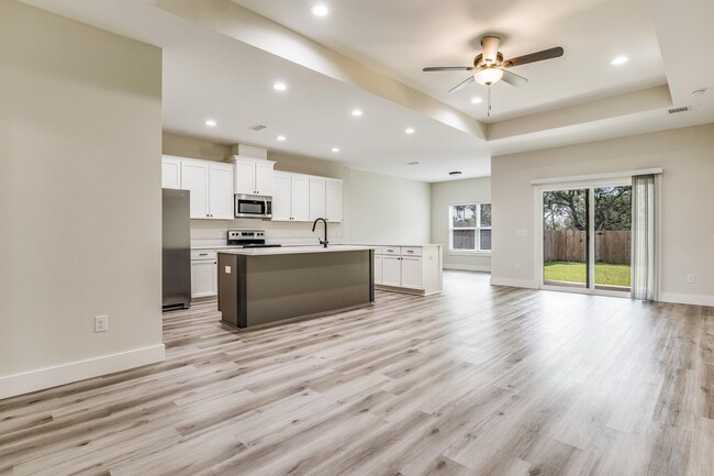 Building Photo - 6809 Water St