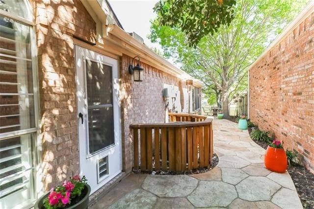 Building Photo - 4721 Ridgedale Dr