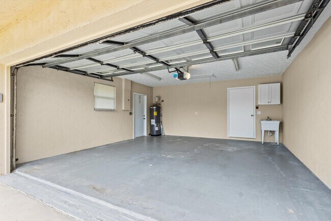 Building Photo - 1799 SW Taurus Ln