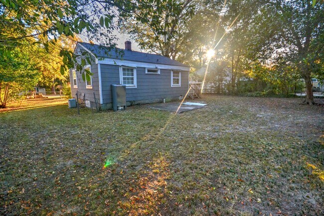 Building Photo - 3835 Capers Ave