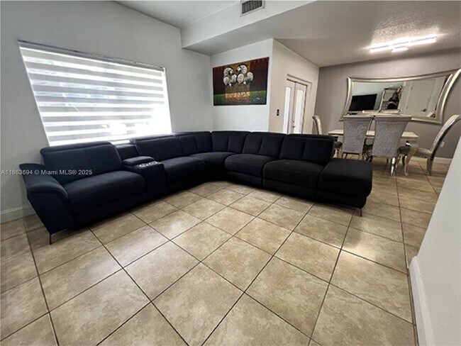 Building Photo - 12406 NW 7th Ln