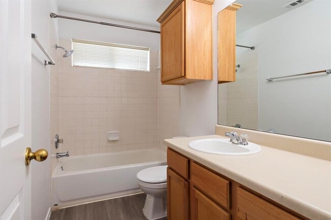 Building Photo - 2733 Crimson Sky Ct