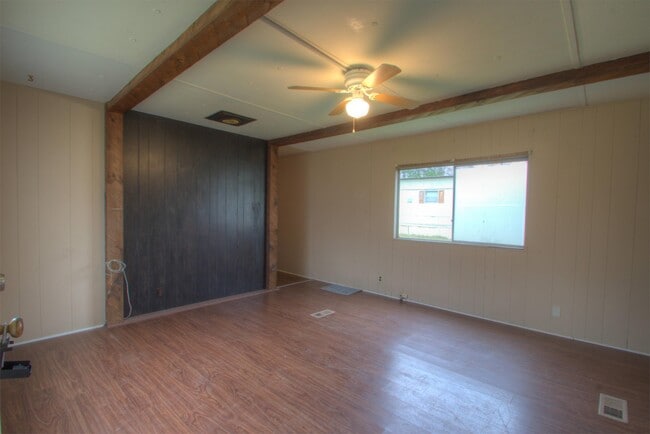 Building Photo - 30 PR 1186 Lot 8
