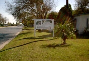 Primary Photo - Dixieland Retirement Community