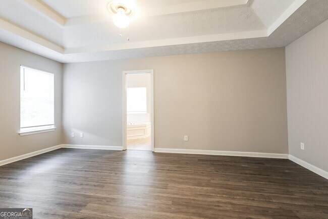 Building Photo - 7752 New Castle Way
