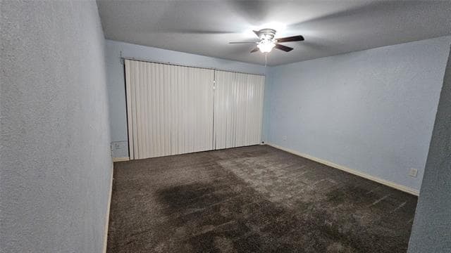 Building Photo - 5506 Willow Cir