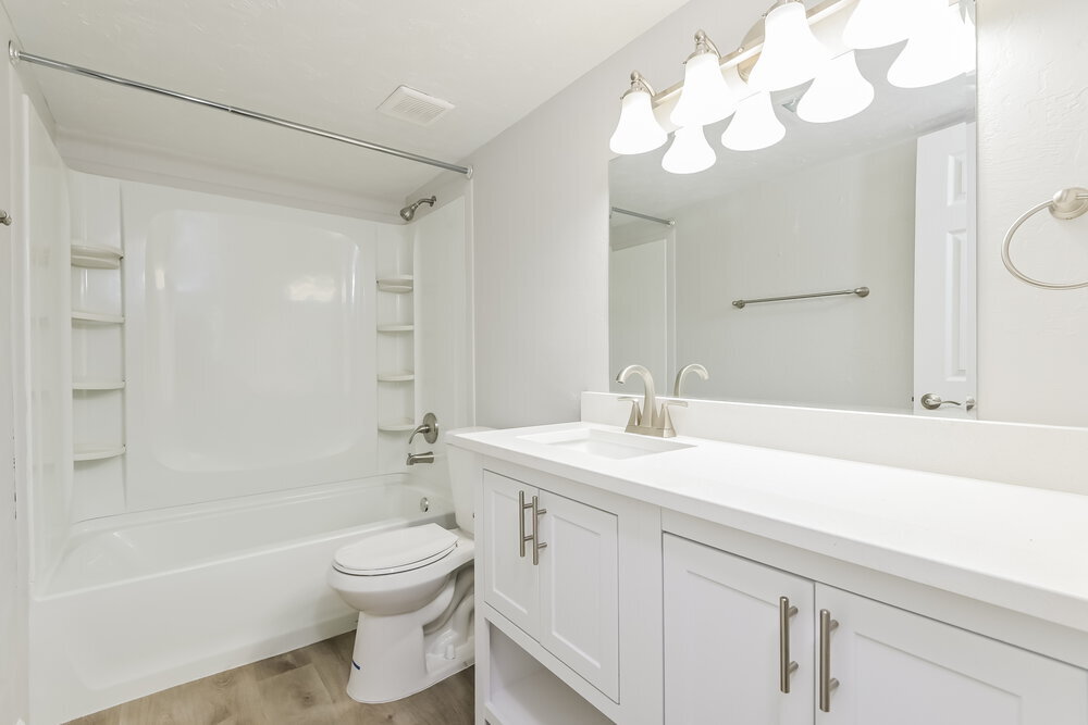 Building Photo - 6761 E Fayette St