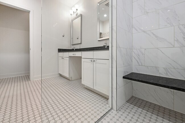 Building Photo - 4059 St Johns Way