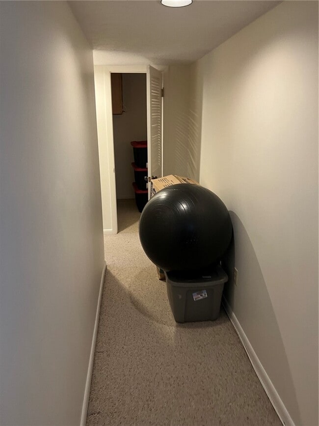 Building Photo - 205 Lac Kine Dr