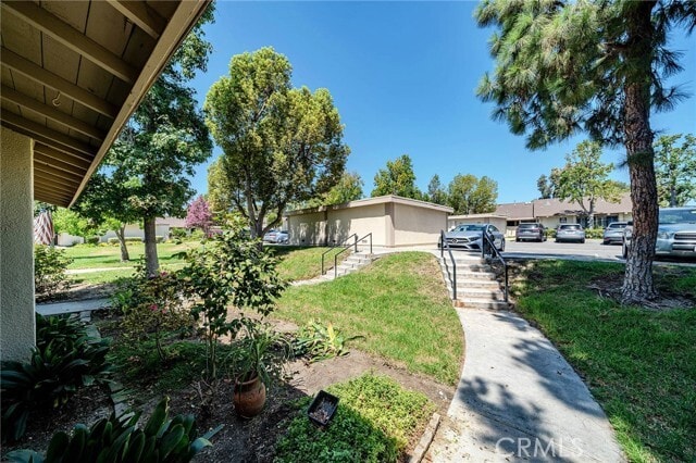 Building Photo - 15951 Alta Vista Dr