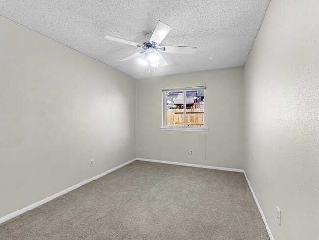 Building Photo - 11406 Sunshine Park Dr