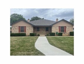 Building Photo - 7761 Sable Ln