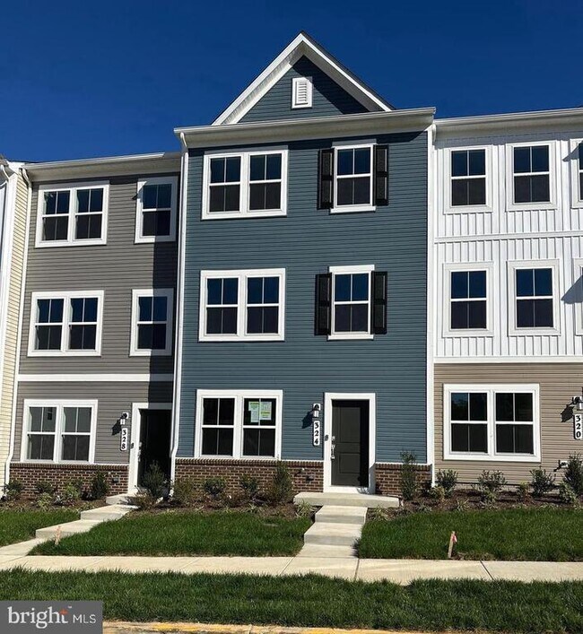 Building Photo - 324 Watercourse Dr