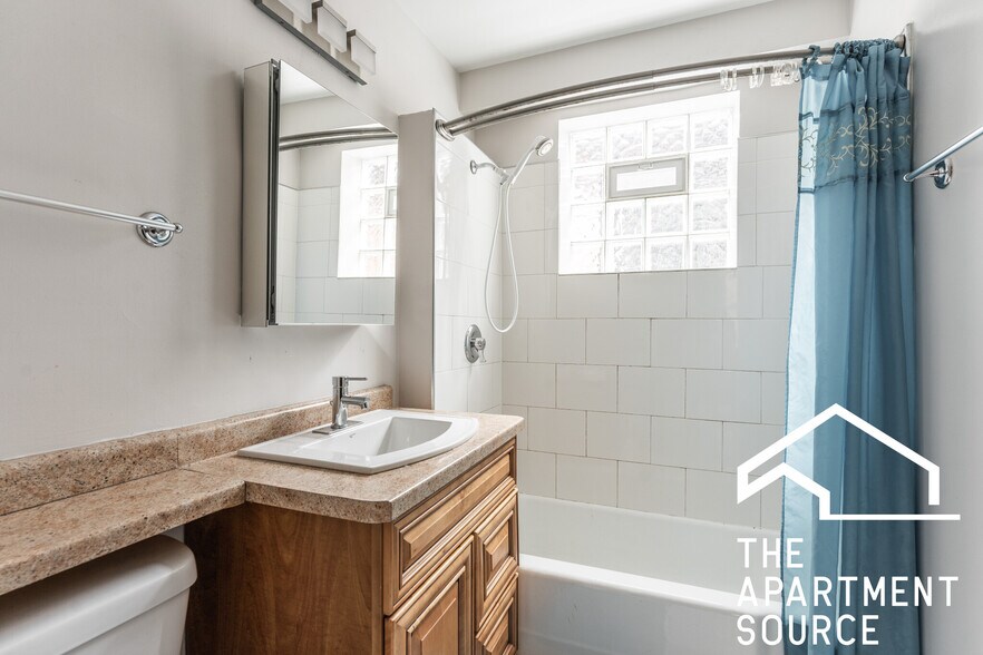 Building Photo - 3934 N Hamilton Ave