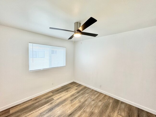 Building Photo - 4132 W 118th St