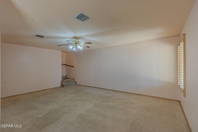 Building Photo - 712 Laramie River Ave