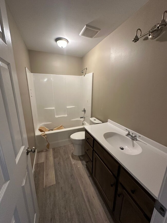 Building Photo - BRAND NEW BUILD!!! 3 Bedroom, 1 Bathroom D...