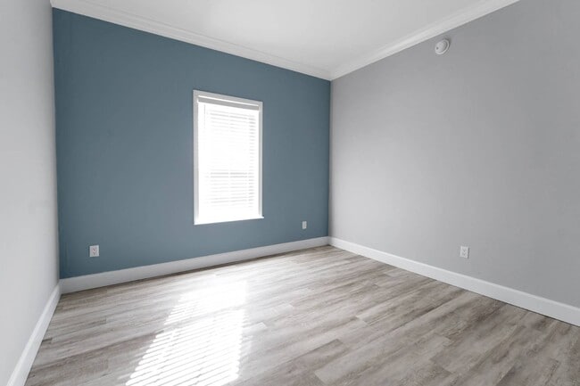 Building Photo - 3266 Walden Shores Blvd