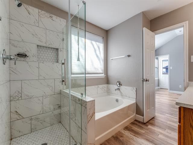 Building Photo - 2109 Hanakoa Falls Dr