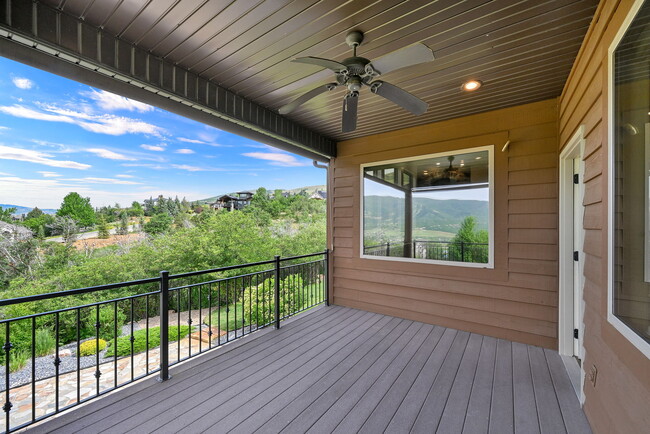 Building Photo - 3573 N Elkview Dr