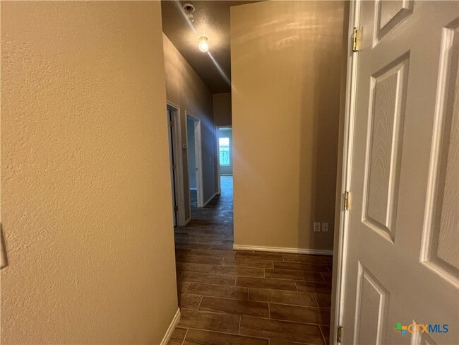 Building Photo - 1309 Cavalry Ln