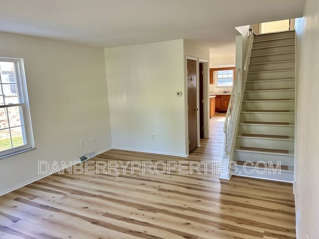 Building Photo - 2403 Rockspring Rd