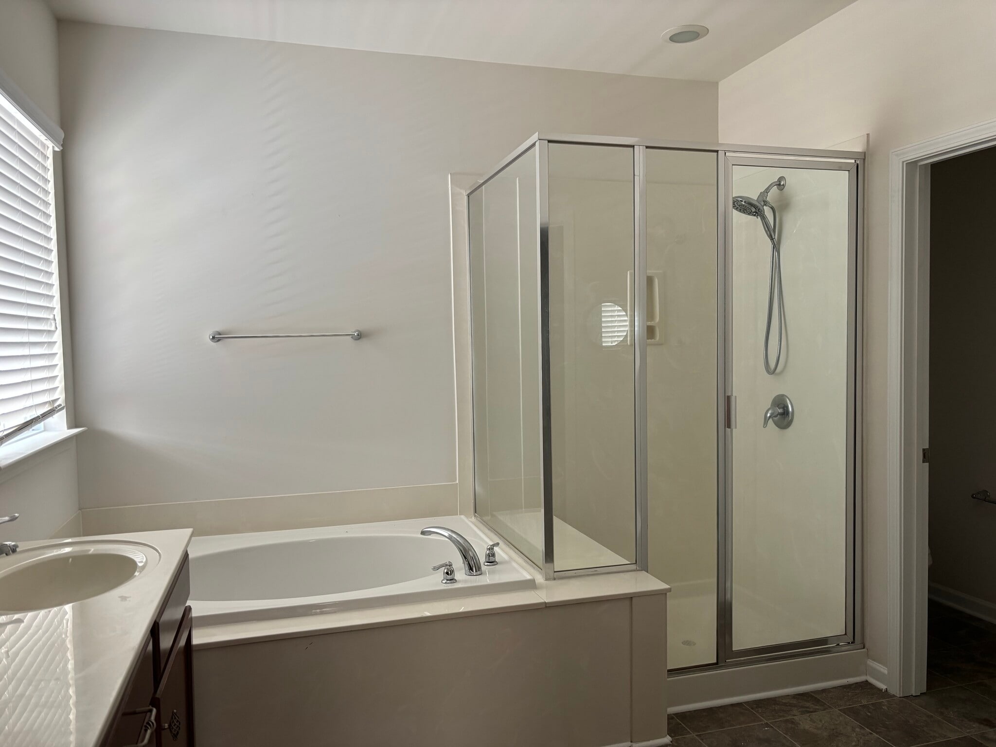 Building Photo - 10519 Royal Winchester Dr