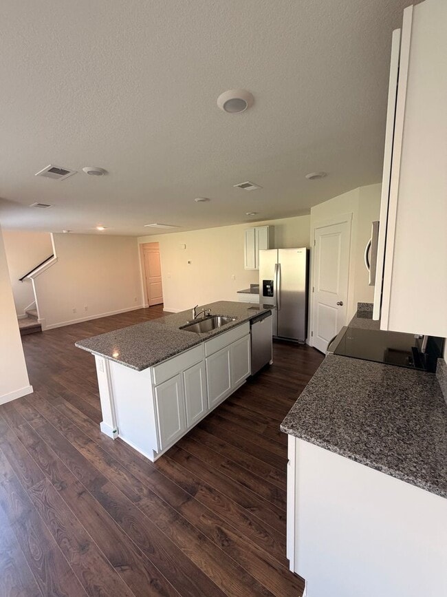 Building Photo - BRAND NEW 2026 CONSTRUCTION: Modern 3BD/2.5BA Home in Knoxville!