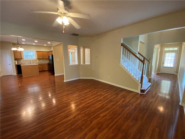 Building Photo - 3367 Harvest Ridge Ln NE