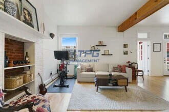 Building Photo - 234 9th St