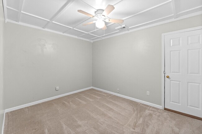 Building Photo - 315 Rabun Valley Ln