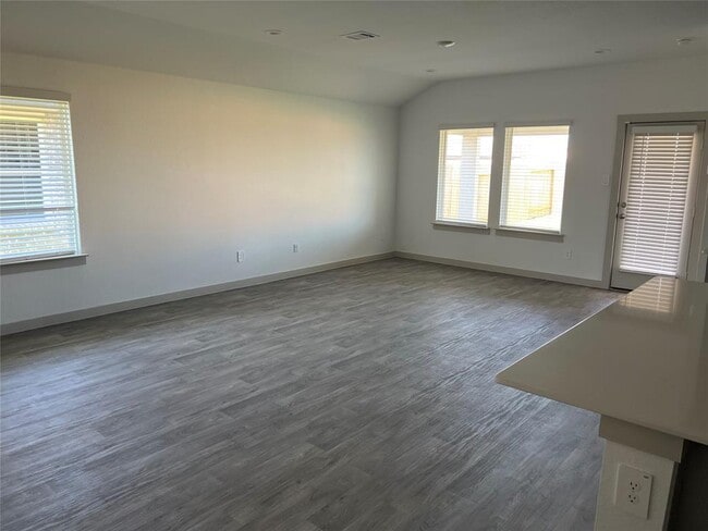 Building Photo - 7919 Cattleman Vly Dr