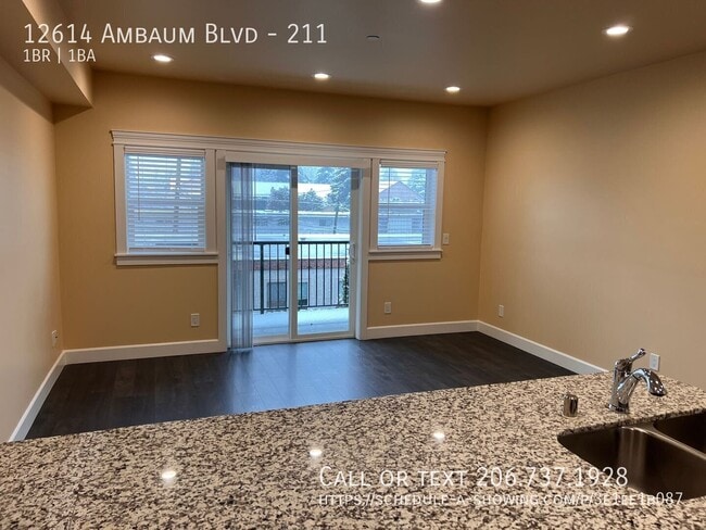 Building Photo - 12614 Ambaum Blvd SW