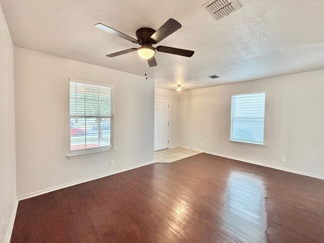 Building Photo - 2715 Moonrock