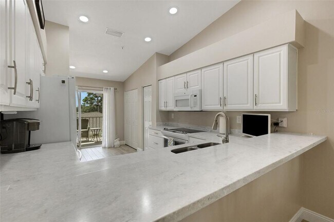 Building Photo - 8921 Veranda Way