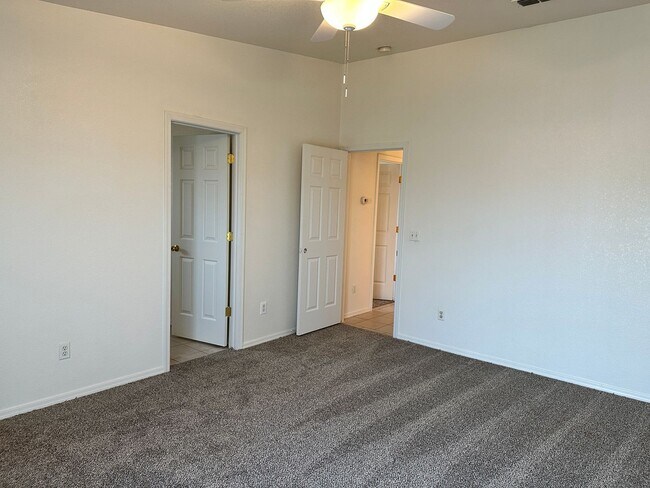 Building Photo - 2765 Albatross Ln