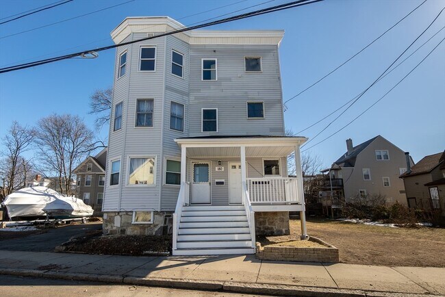 Building Photo - 180 Shirley St