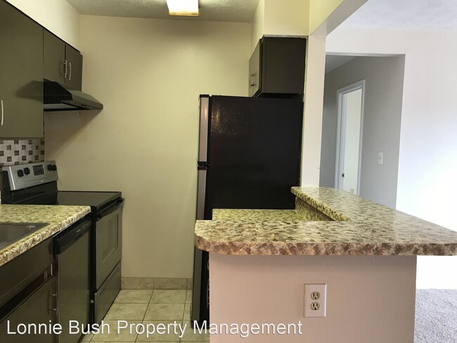Building Photo - 2 br, 1 bath House - 35 Davenport Ct