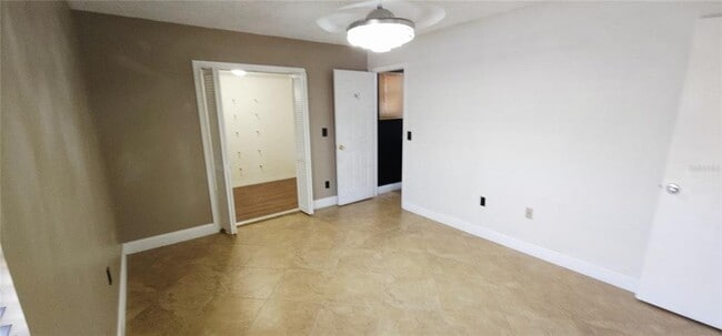 Building Photo - 4703 Cypress Tree Dr