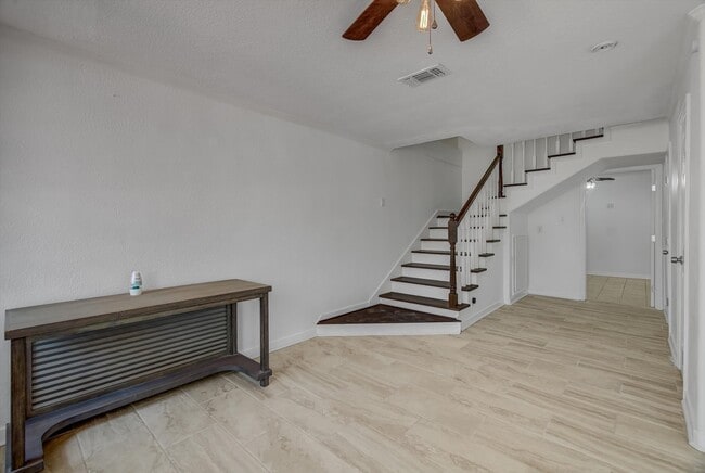 Building Photo - 2128 59th St