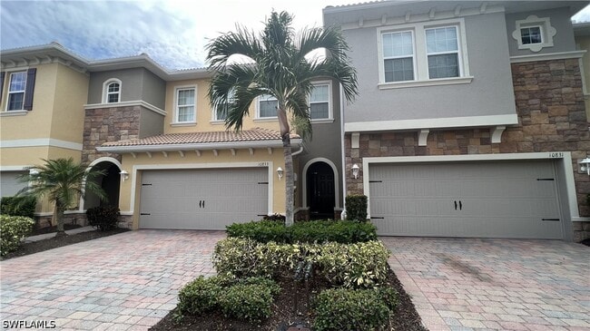 Building Photo - 10833 Alvara Way