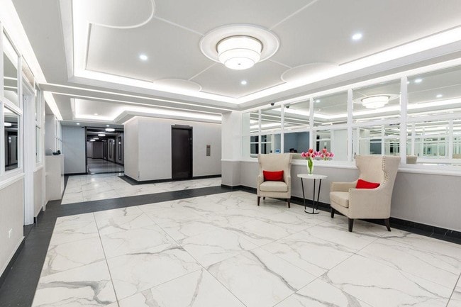 Building Photo - 400 East 57th Street
