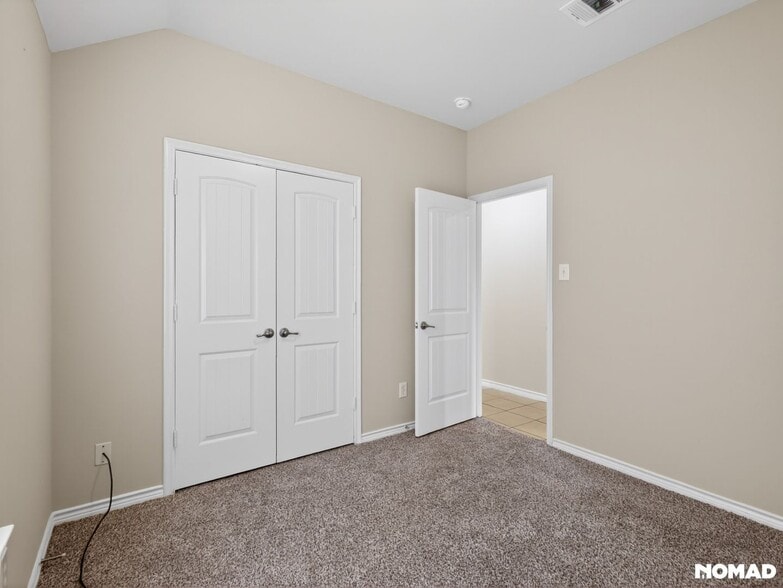 Building Photo - 2131 Colby Ln