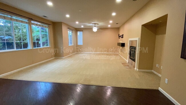 Building Photo - 4685 Dandelion Loop