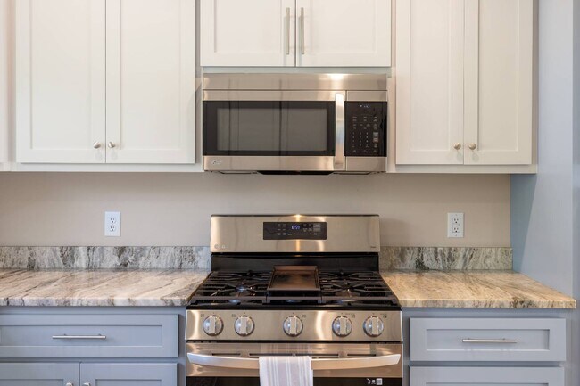 Building Photo - 43 Mcilwee Ln