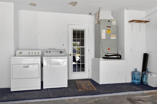 Building Photo - 861 Blackgum Ct