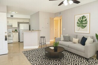 Building Photo - 3600 N 56th Ave